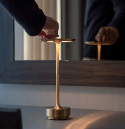 Dome — Aluminium Desk Lamp